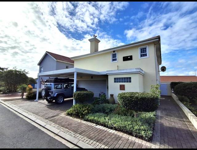 3 BEDROOM HOUSE FOR SALE IN HANNASBAAI
